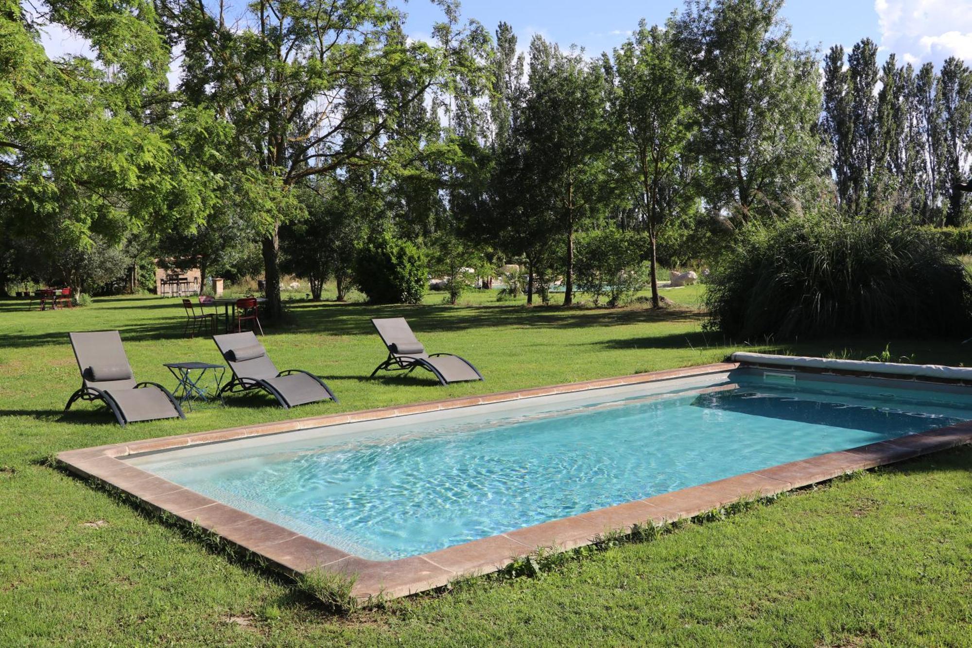 Bed and Breakfast Mas des Cerisiers Aviñón Exterior foto